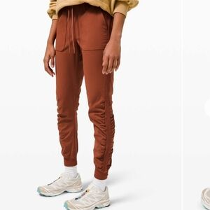 Lululemon Beyond the Studio Jogger. Dark Terracotta. 28". Size 8US.